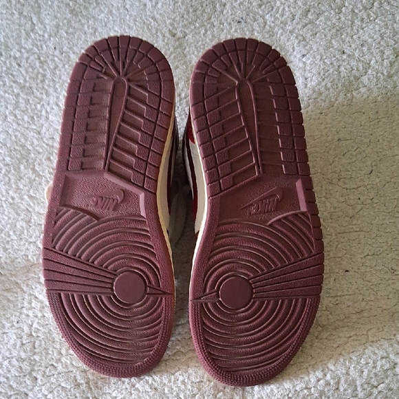 Nike Air Jordan 1 Women's Burgundy and White Athletic Shoes - Picture 6 of 6